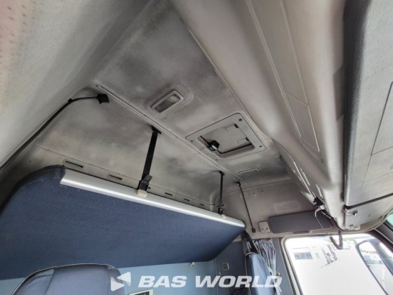 沃尔沃 FM 480 8X2 平板卡车