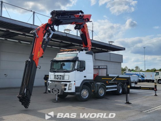 沃尔沃 FM 480 8X2 平板卡车