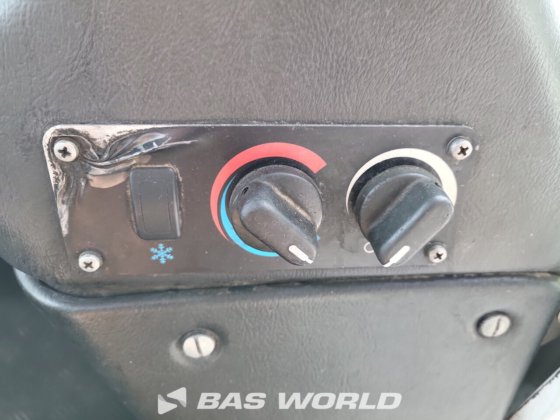 テルベルグYT222ターミナルトラクター