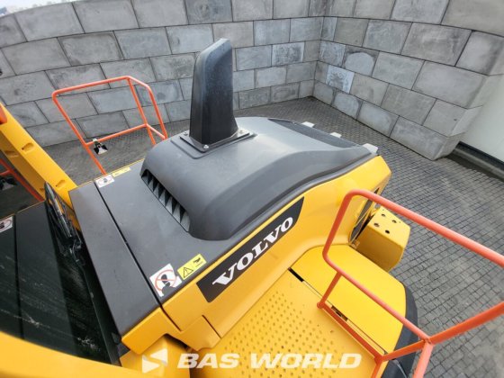 ボルボ L260 H ホイールローダー