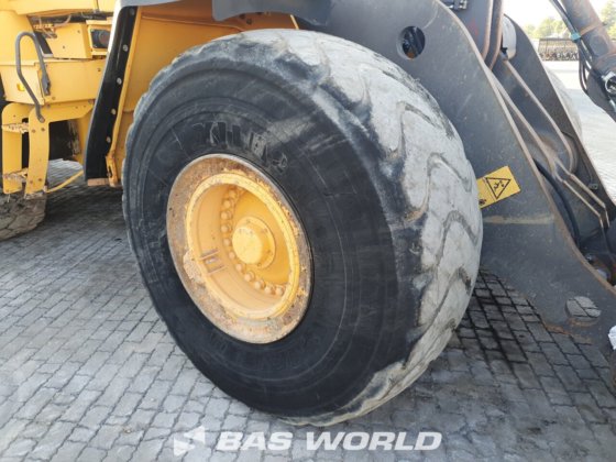 沃尔沃 L180 H 轮式装载机