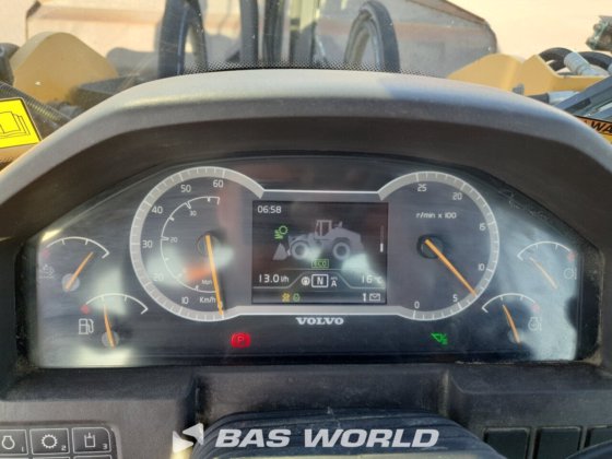 沃尔沃 L180 H 轮式装载机