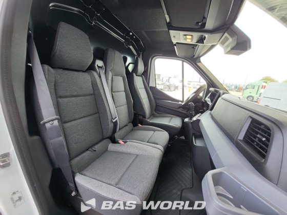 雷诺 Master 130PK 封闭箱式货车