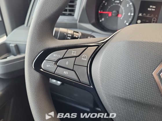 雷诺 Master 130PK 封闭箱式货车