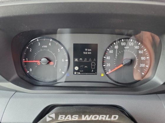 ルノー マスター 130PK クローズド・ボックス・バン