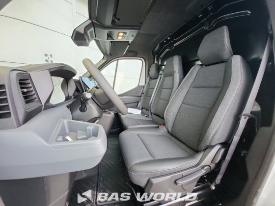 ルノー マスター 130PK クローズド・ボックス・バン