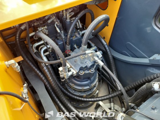 现代 R215 L 履带式挖掘机