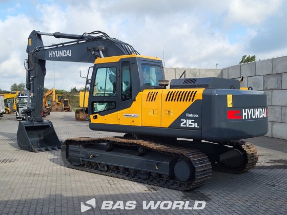 现代 R215 L 履带式挖掘机