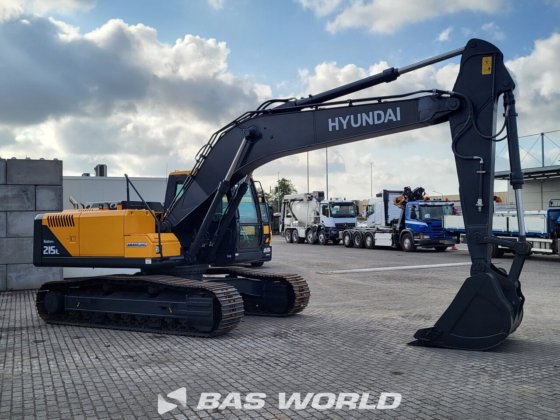 现代 R215 L 履带式挖掘机