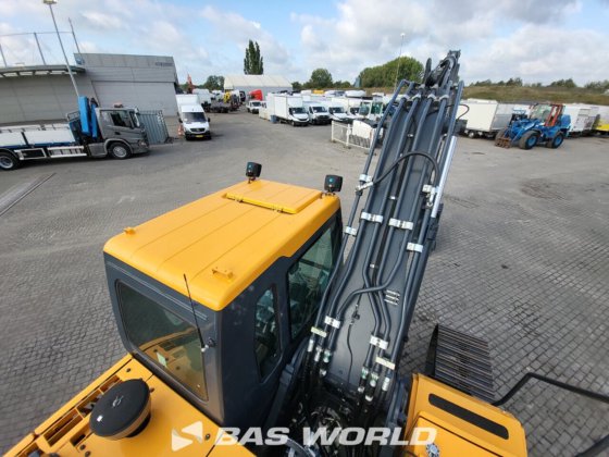 现代 R215 L 履带式挖掘机