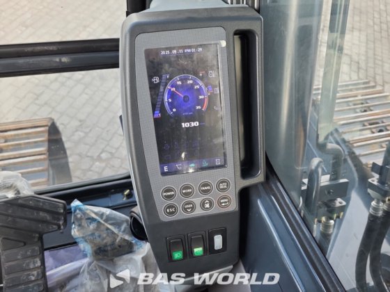 现代 R215 L 履带式挖掘机