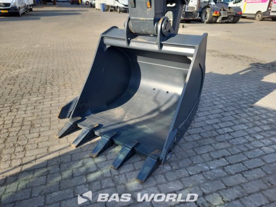 现代 R215 L 履带式挖掘机