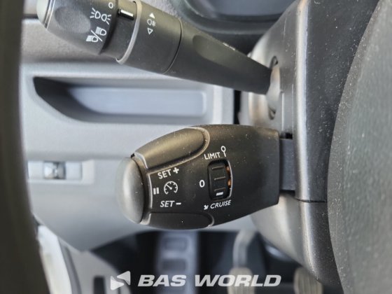 标致专家 102PK 客车/小巴