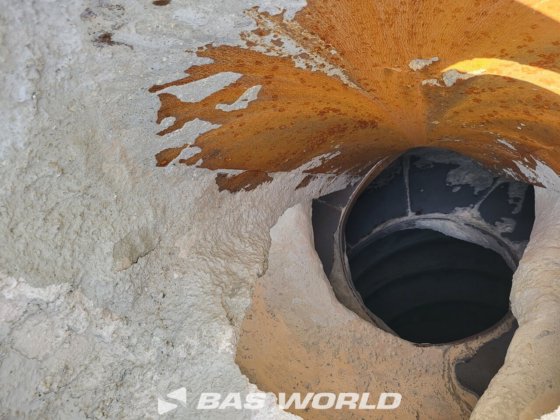 メルセデスアクトロス3236 8X4 ステッターコンクリートミキサートラック