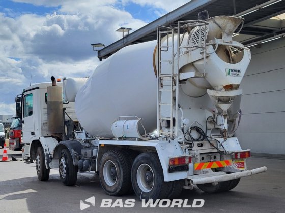 メルセデスアクトロス3236 8X4 ステッターコンクリートミキサートラック