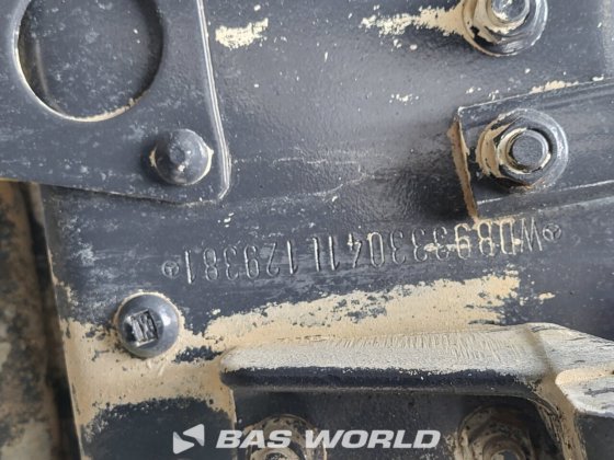 メルセデスアクトロス3236 8X4 ステッターコンクリートミキサートラック