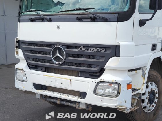 メルセデスアクトロス3236 8X4 ステッターコンクリートミキサートラック