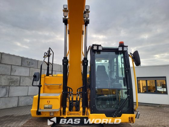 JCB 131X L SV クローラー式油圧ショベル