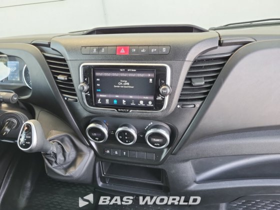 イヴェコ・デイリー 35S16 ボックスボディ