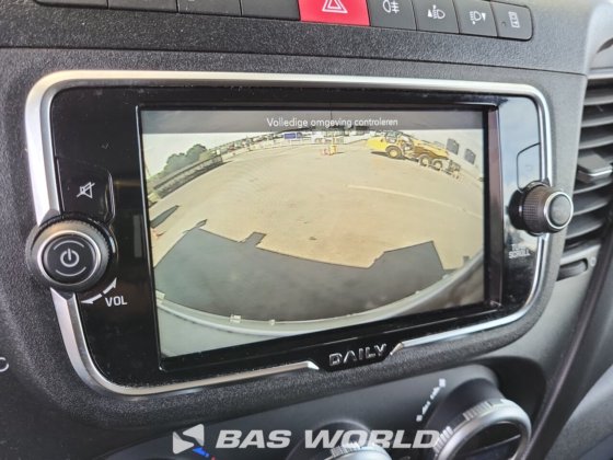 イヴェコ・デイリー 35S16 ボックスボディ