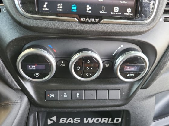 イヴェコ・デイリー 35S16 ボックスボディ