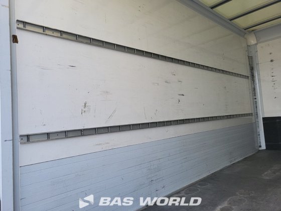 イヴェコ・デイリー 35S16 ボックスボディ