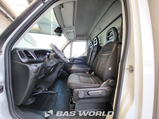 イヴェコ・デイリー 35S16 ボックスボディ