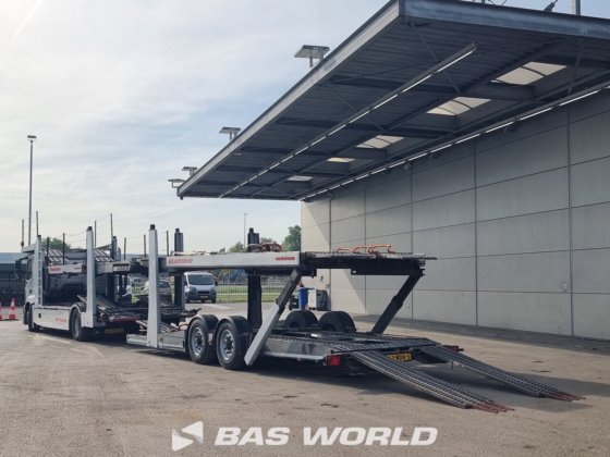 梅赛德斯 Actros 1843 4X2 卡车和拖车