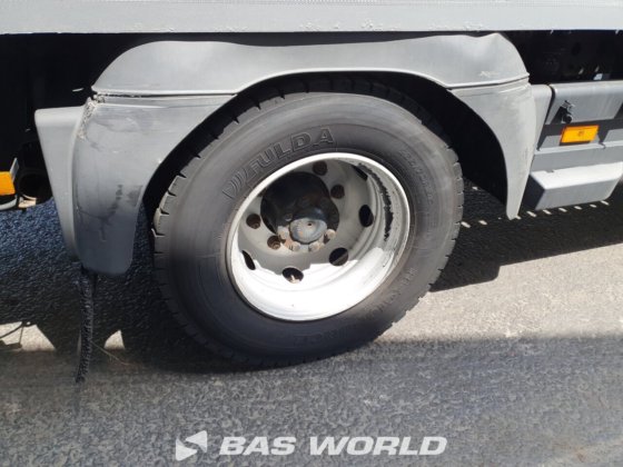 メルセデス 4X2 KUVVETLI トラック&トレーラー