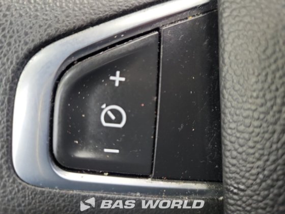 雷诺大师 145马力 帐篷式车厢