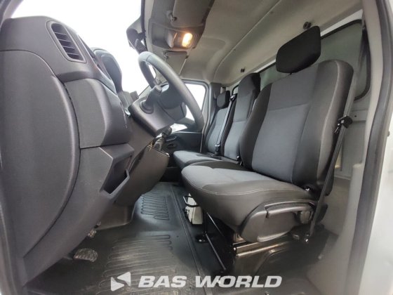 雷诺大师 145马力 帐篷式车厢