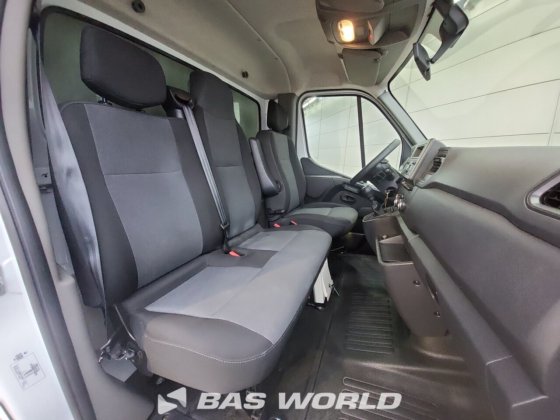 雷诺大师 145马力 帐篷式车厢