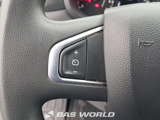 雷诺大师 145马力 帐篷式车厢