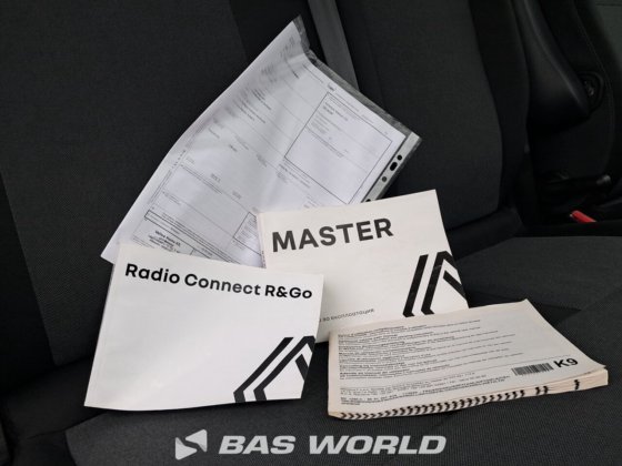 雷诺大师 145马力 帐篷式车厢