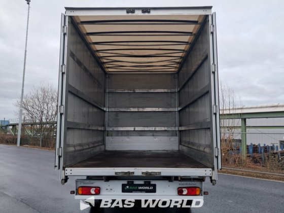 雷诺大师 145马力 帐篷式车厢