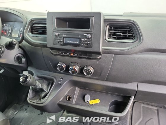 雷诺大师 145马力 帐篷式车厢