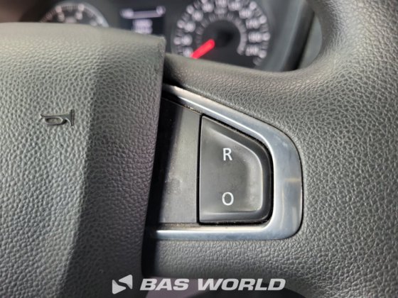 雷诺大师 145马力 帐篷式车厢