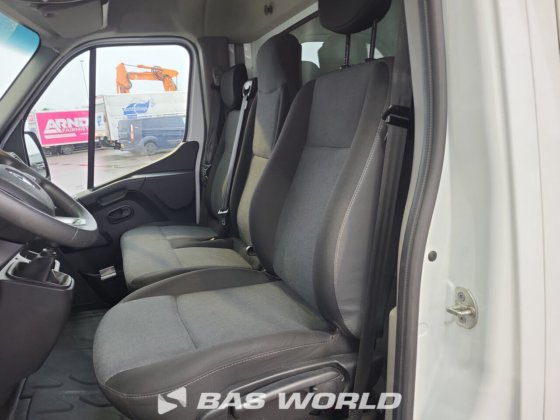 雷诺大师 145马力 帐篷式车厢