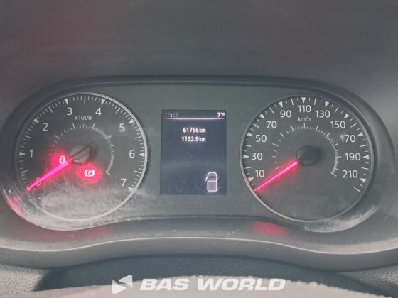 雷诺大师 145马力 帐篷式车厢