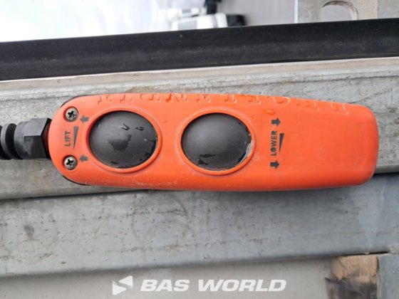 イヴェコ・デイリー 60C18 カーテンサイド