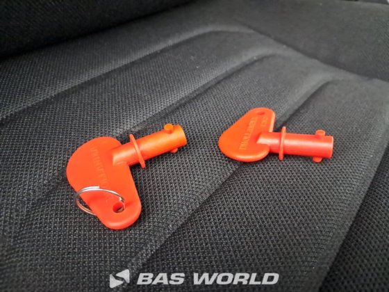 イヴェコ・デイリー 60C18 カーテンサイド