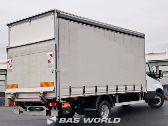 依维柯 Daily 60C18 篷车