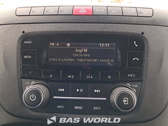 イヴェコ・デイリー 60C18 カーテンサイド