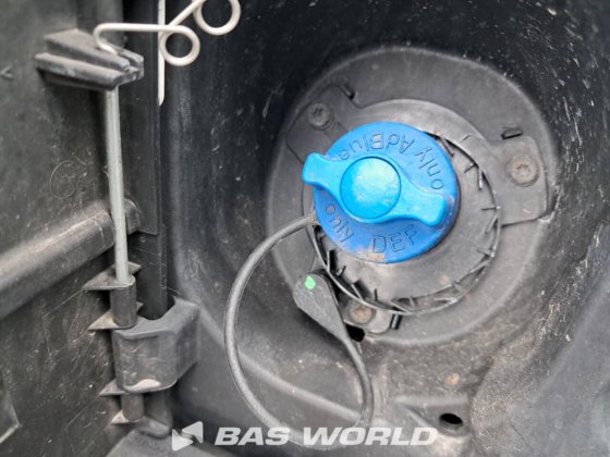 イヴェコ・デイリー 60C18 カーテンサイド