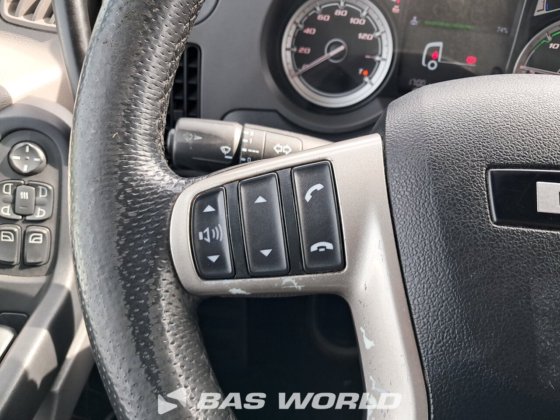 DAF XF 480 4X2 拖拉机组