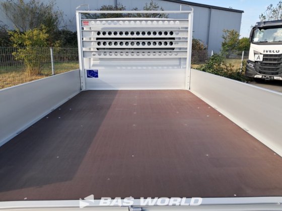 オペル・モバノ 140PK オープン