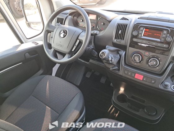 オペル・モバノ 140PK オープン