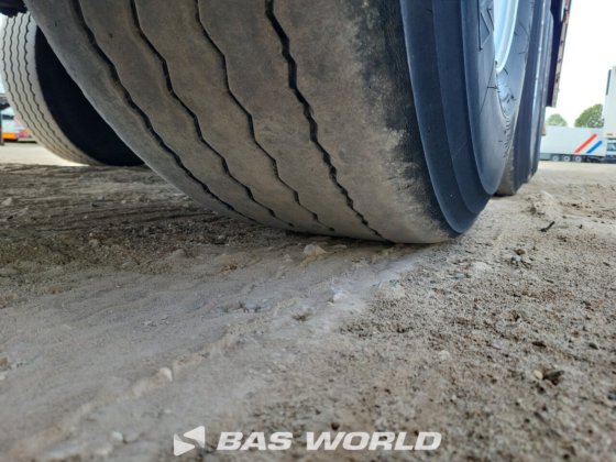 シュミッツベクター1550冷凍セミトレーラー