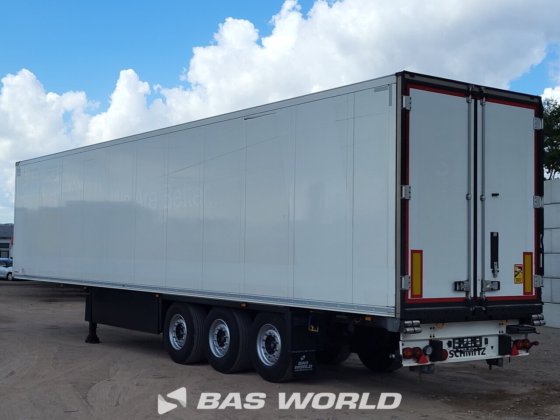 Schmitz Vector 1550 冷藏半挂车