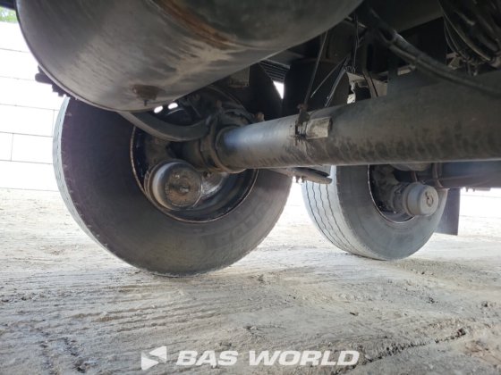 シュミッツベクター1550冷凍セミトレーラー